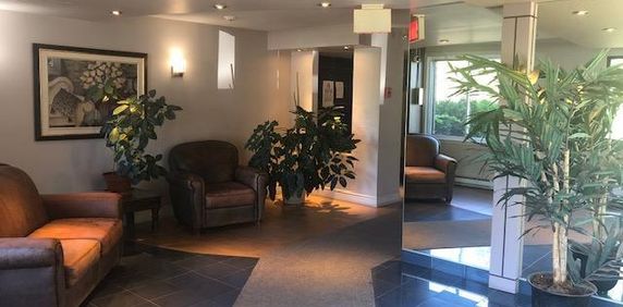 Emplacement idéal : 3 1/2 Boulevard Concorde Ouest, Laval-des-rapides - Photo 2