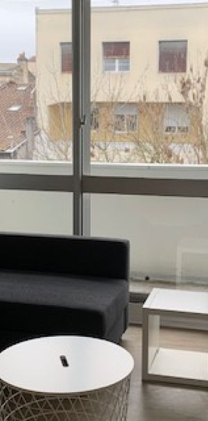 STUDIO MEUBLE proche de la Place de la Victoire - Photo 1