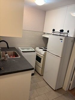 For Lease - 1061 Bathurst Street Unit# 1, Toronto, Ontario - Photo 3