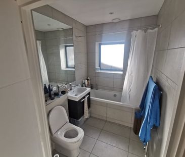 2 Bed Flat, Old Picture House, E17 - Photo 3