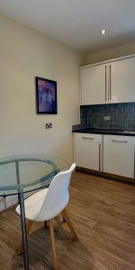 3 bedroom apartment to rent - Photo 3