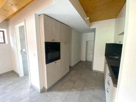 Appartement de 1.5 pièces, rénové récemment. - Photo 2