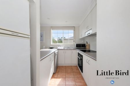 Stylish one-bedroom apartment in leafy Karelia Park - Photo 5