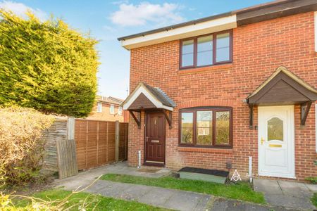 2 bedroom terraced house to rent - Photo 4