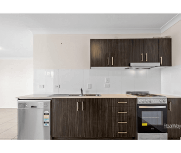 Affordable Three Bedroom Unit In Glenvale - Photo 3