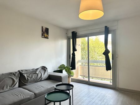 Location Appartement 1 pièce 26m² MARSEILLE 3ème - Photo 3