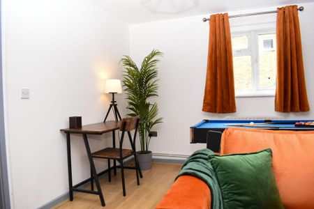 4 bedroom house to rent - Photo 2