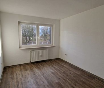 In der 1. Etage leben, ein Aufzug ist gegeben. - Photo 3