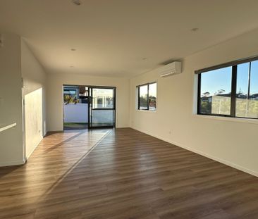 North-Facing Perfection: The Ultimate Riverhead Lifestyle Awaits - Photo 5