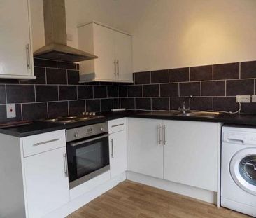 Flat B, Sheffield Road, Hoyland Common, S74 - Photo 5