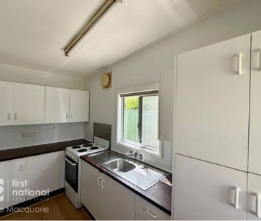 Charming Cottage-Styled Home in a Quiet Street - Photo 4