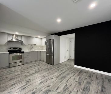 7 Robert Green Crescent #BSMT - Photo 3