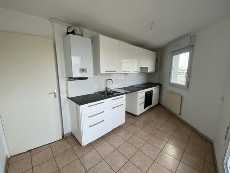 Appartement T5 à louer Rennes Saint-helier - 95 m² - Photo 3