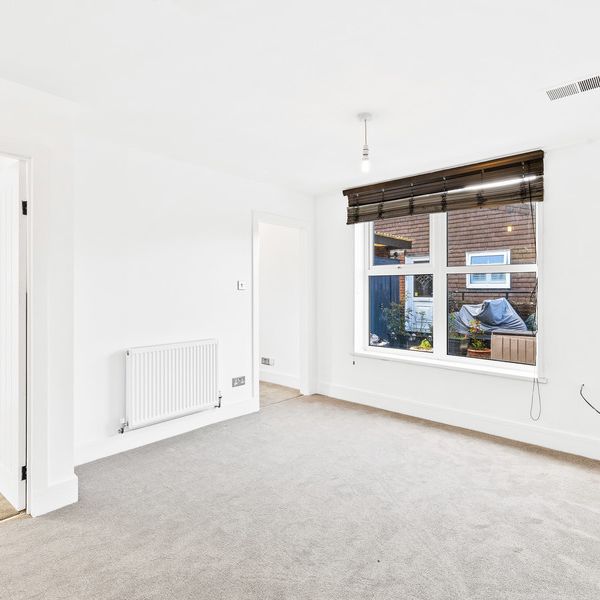 Ref: SM - Hyperion Walk - Photo 1