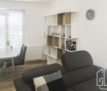 Apartment for rent, 2+kk - 1 bedroom, 49m - Photo 1