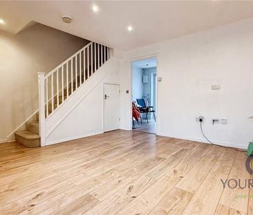 2 bedroom end of terrace house to rent - Photo 1