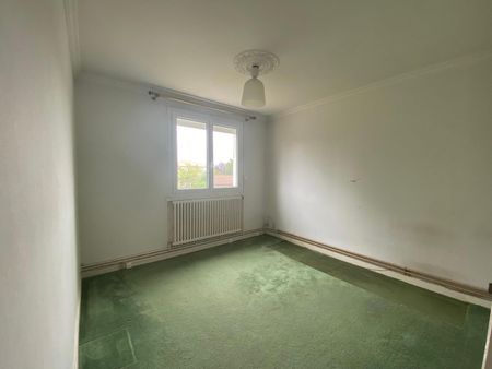 Location Appartement 5 pièces 88m² VALENCE 26000 - Photo 3