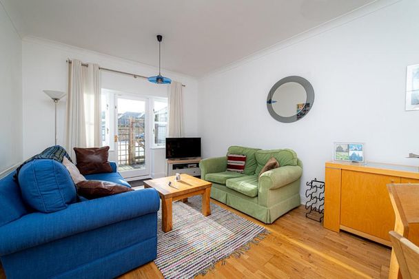 3 bedroom terraced house to rent - Photo 1