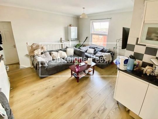 ., Denzil Road, Guildford - Photo 1