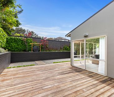 Executive Family Living - Photo 2