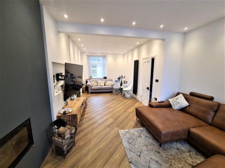 Church Terrace, Pontyclun, Llanharan - Photo 2