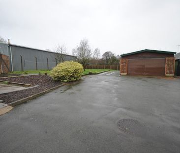 3 bedroom detached bungalow to rent - Photo 2