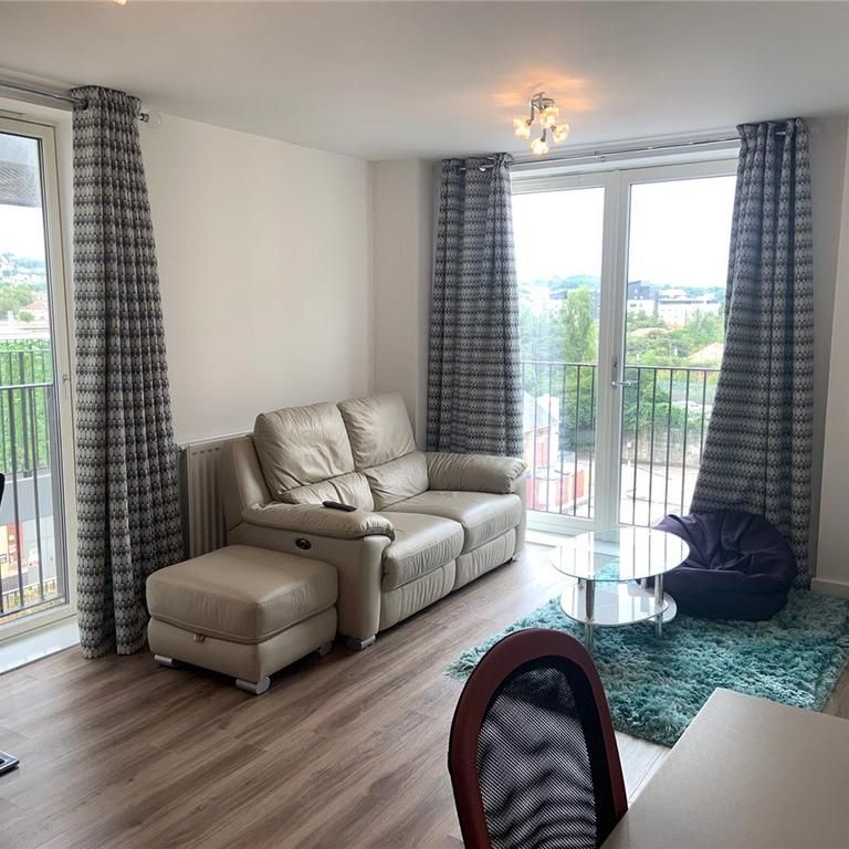 2 bedroom apartment to rent - Photo 1