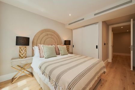 3 bedroom flat to rent - Photo 4