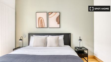 madrid, Community of Madrid 28013 - Photo 2