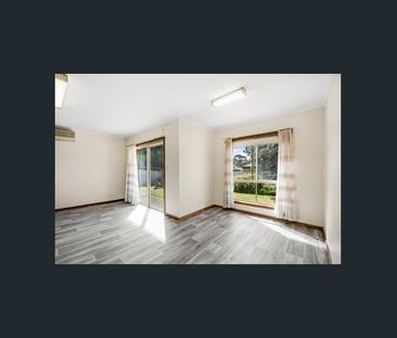 Charming Courtyard Home with Tranquil Setting! - Photo 1