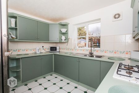 Inglewood Close - Photo 3