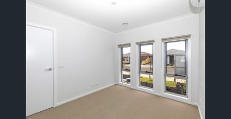 Family Home! - Photo 5