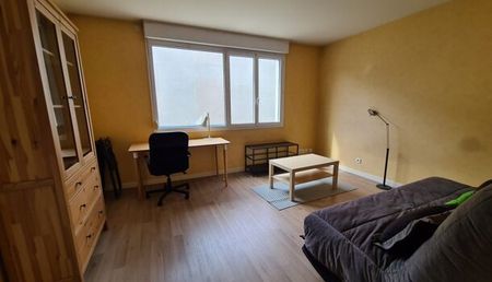 Appartement 1 pièces 28m2 REIMS 607 euros - Photo 3