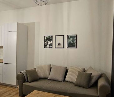 Mieszkanie dwupokojowe w odnowionej kamienicy - Zdjęcie 3