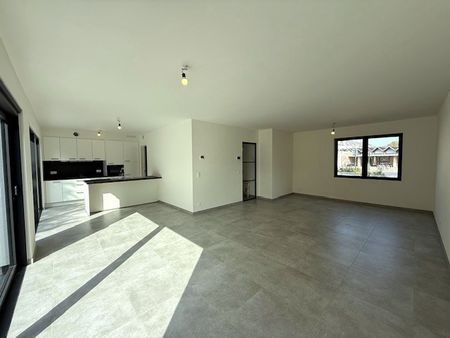 Huis te huur in Oostakker - Photo 2