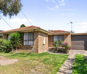 Well Maintained Spacious Home - Close to Amenities! - Photo 6