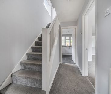 3 bedroom semi-detached house to rent - Photo 5