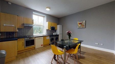 5 bedroom flat to rent - Photo 5