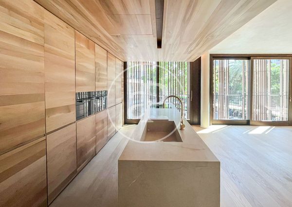 Apartment for Rent on Paseo Mallorca