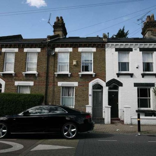 Harmsworth Street, London, SE17 - Photo 1