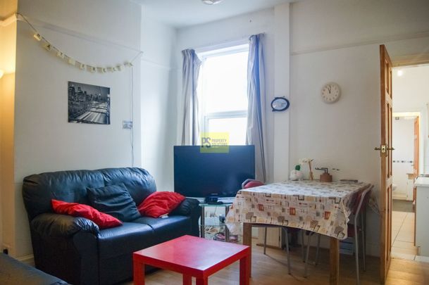 8 Harrow Road - Photo 1