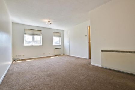 1 bedroom maisonette to rent - Photo 2
