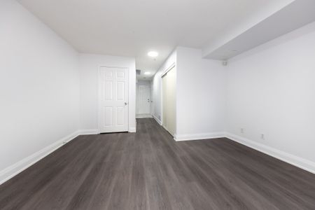 For Lease - 100 Coburg Crescent, Richmond Hill, Ontario - Photo 4