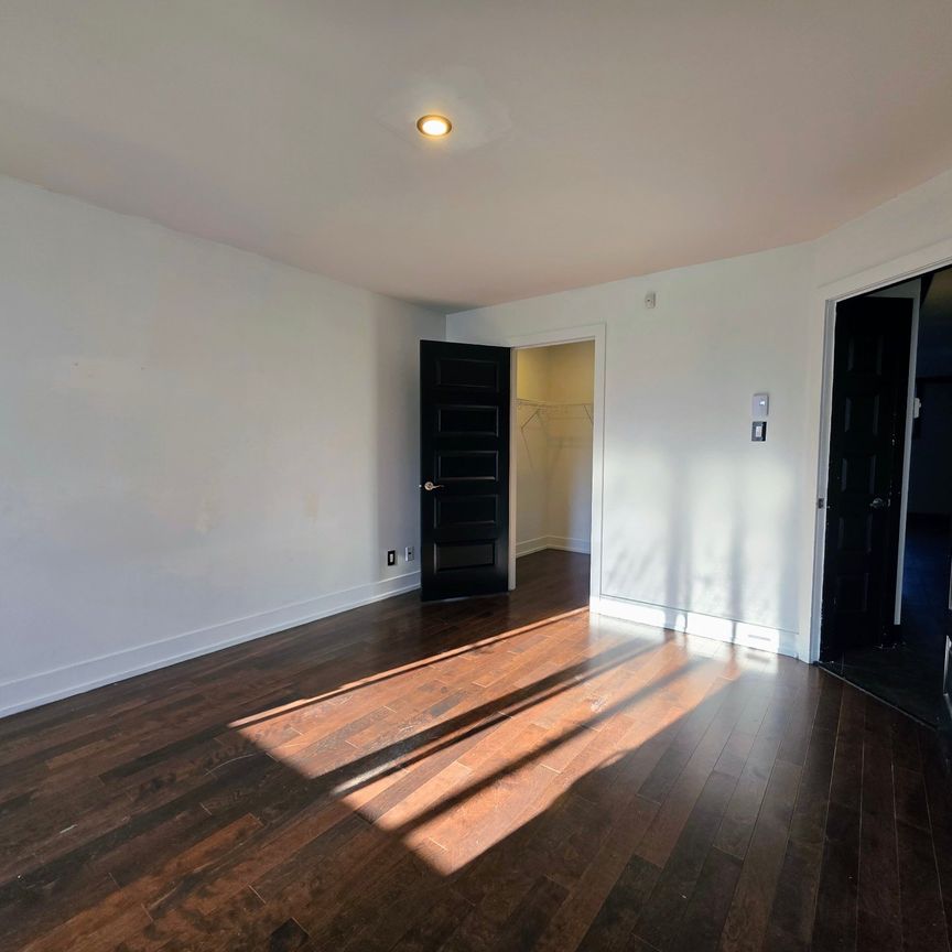 Appartement - 101-6 Rue Chénier - Photo 1