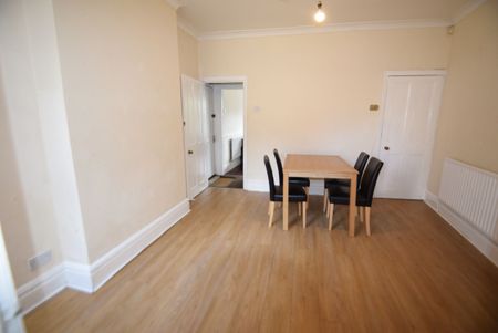 4 bedroom house share to rent - Photo 2