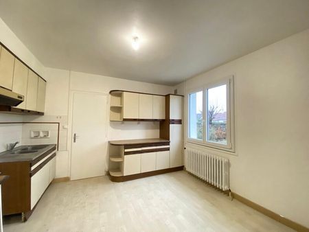 Location Maison 4 Pièces 90 m² - Photo 2