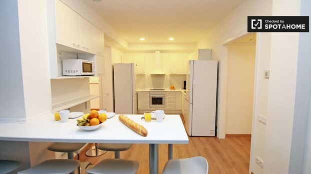 barcelona, Catalonia 08013 - Photo 1