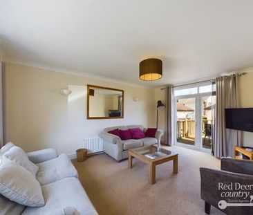 3 bedroom detached house to rent - Photo 2
