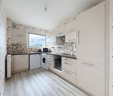 Location Appartement 4 pièces 76m² ANGERS 49100 - Photo 5