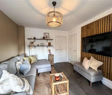 3 bedroom semi-detached house to rent - Photo 6